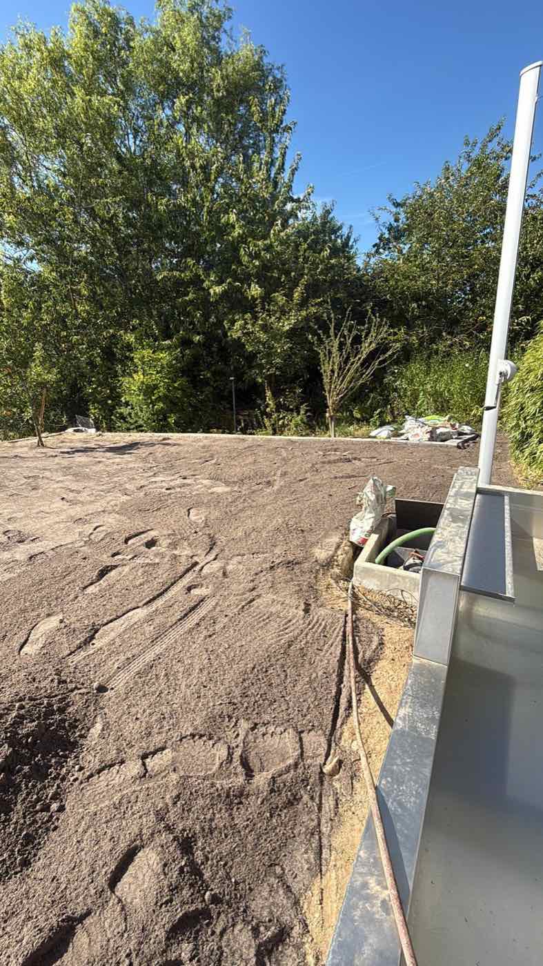 Vorbereitete Fläche für eine Rasenneuanlage in Göttingen